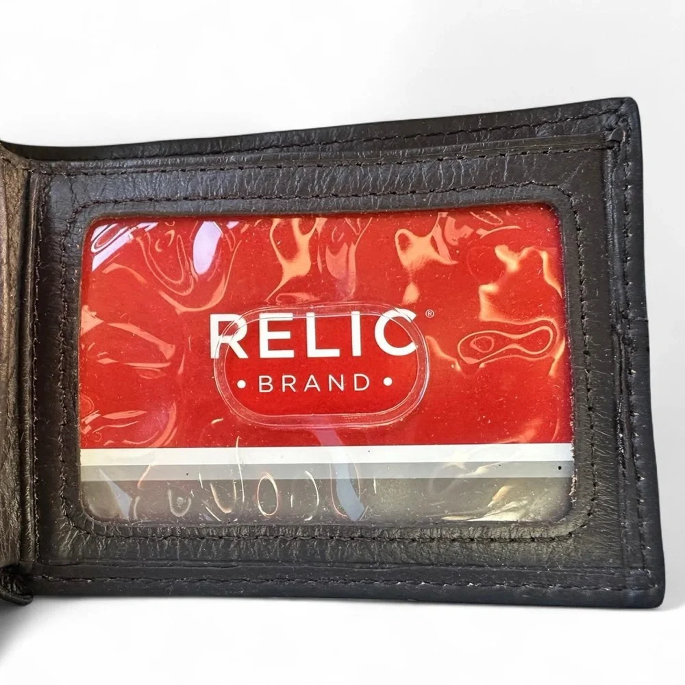 Relic Men's Dark Brown Leather wallet and Money Clip Set